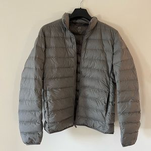 Uniqlo Gray Puffer Jacket